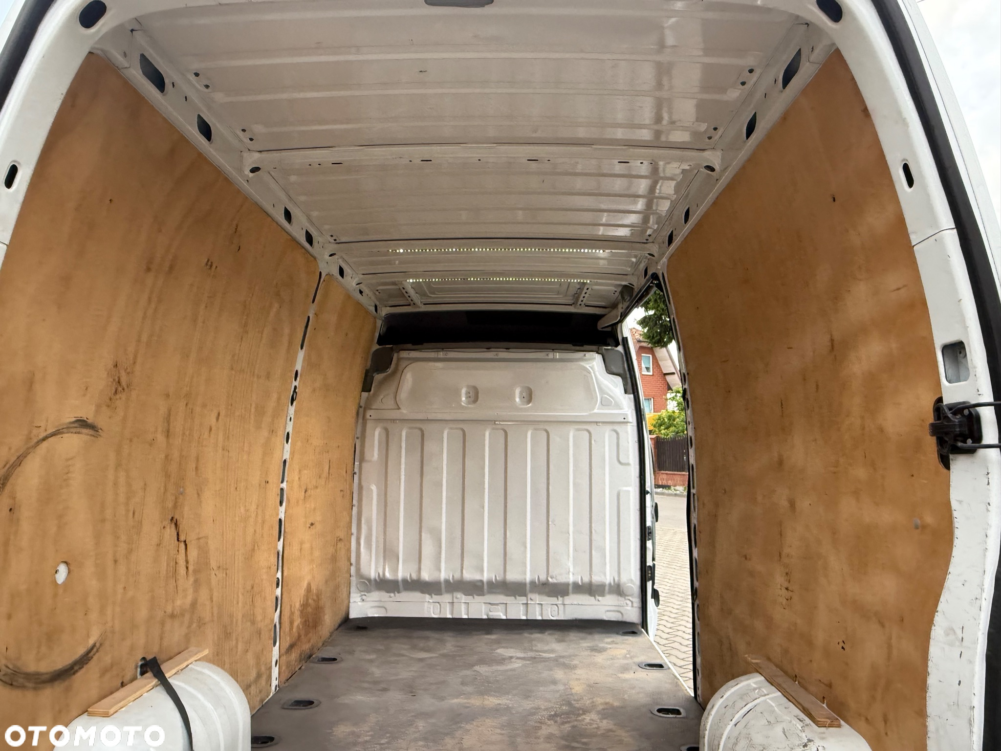 Renault MASTER 2.5 - 18