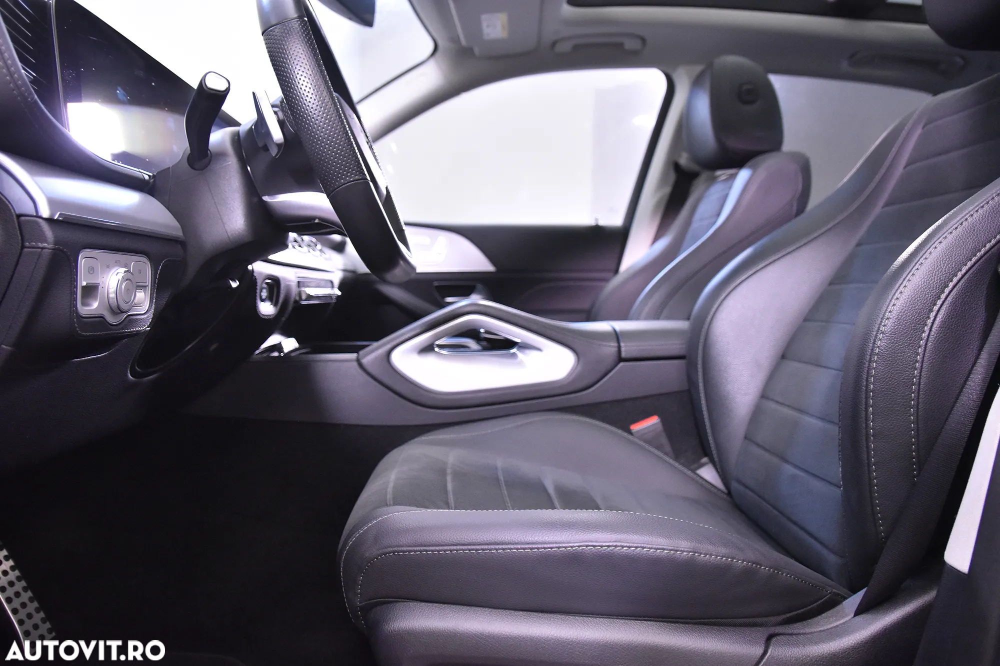 Mercedes-Benz GLE 350 de 4Matic 9G-TRONIC AMG Line - 26