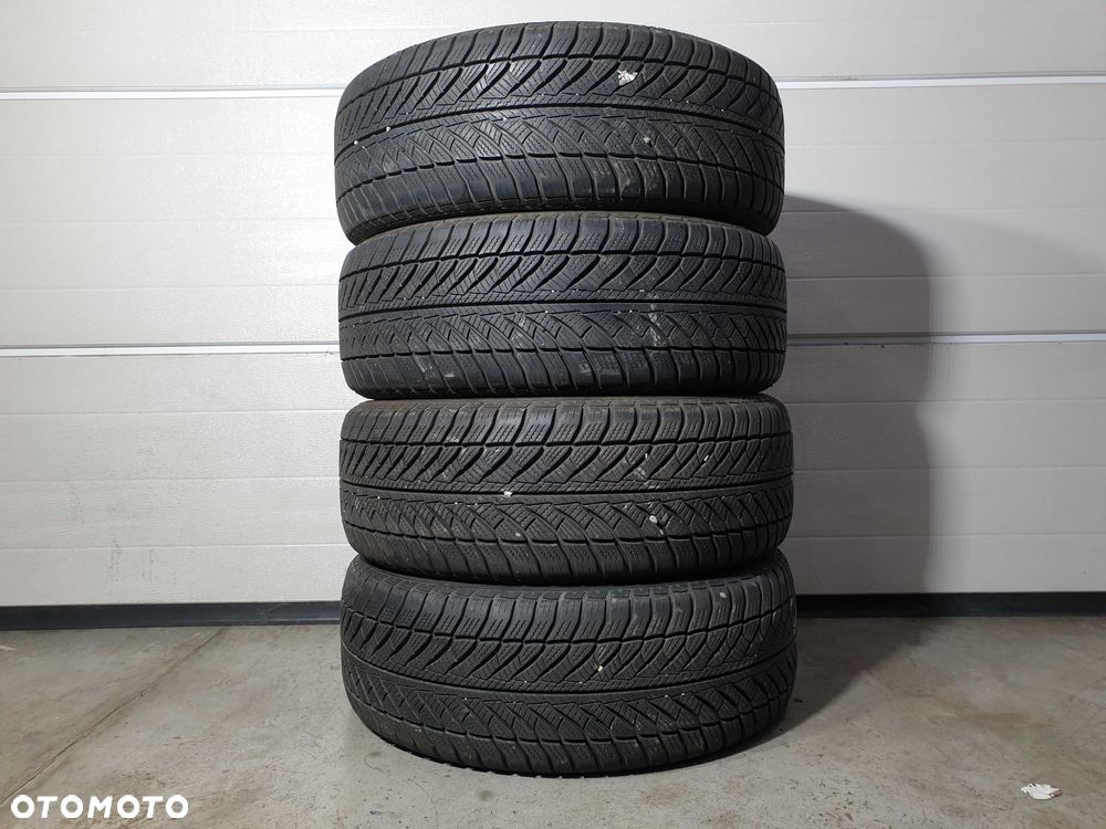 4szt. 225/55/17 97H Goodyear UG Performance 2 6,5mm 2021r [ 11627 ]