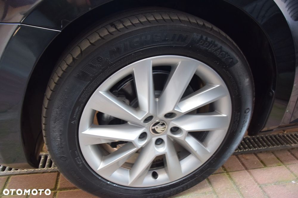 Skoda Superb 2.0 TDI Ambition DSG7 - 30