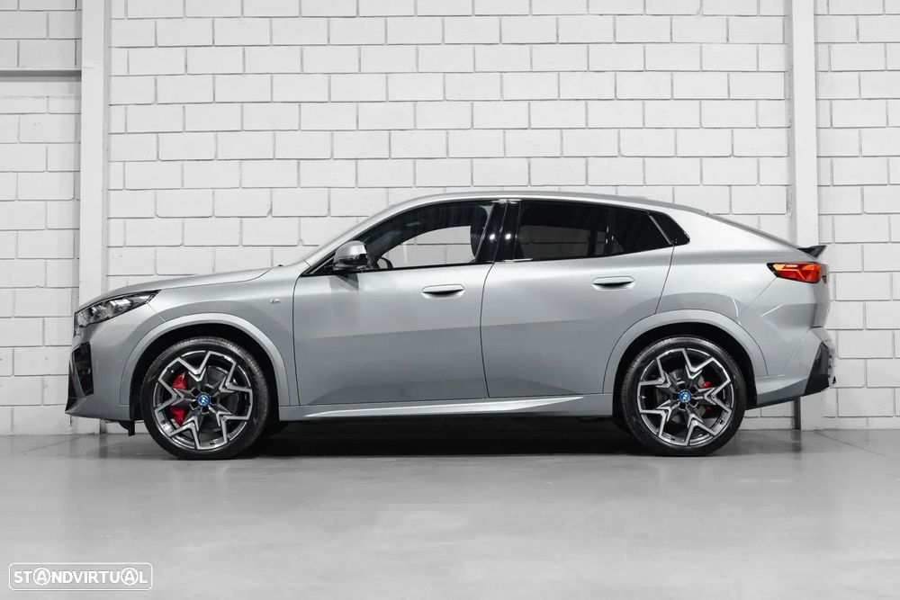 BMW iX2 xDrive30 Pack Desportivo M Pro - 4