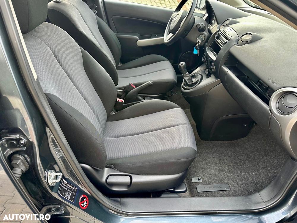 Mazda 2 1.3 Impression - 8