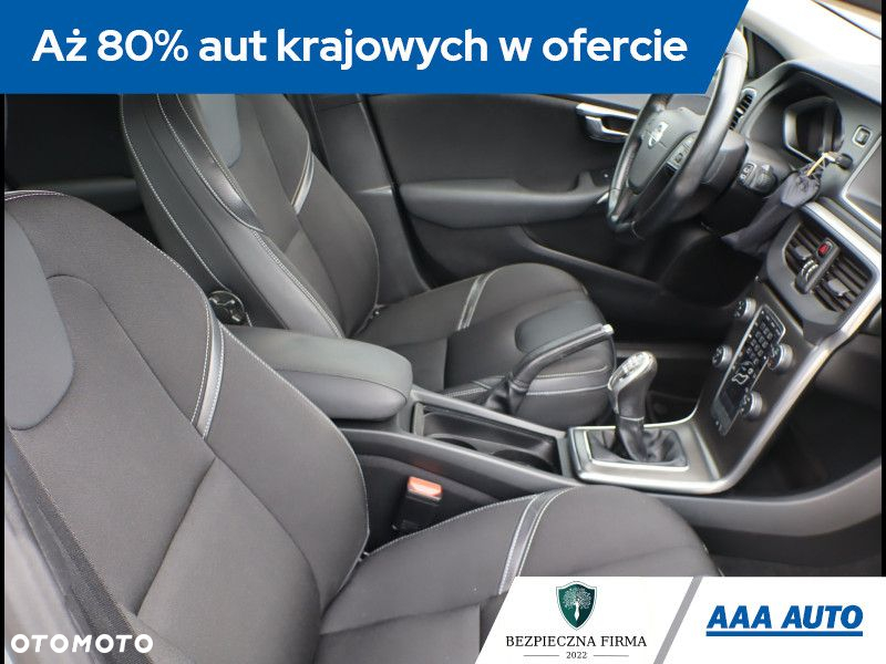 Volvo V40 - 10