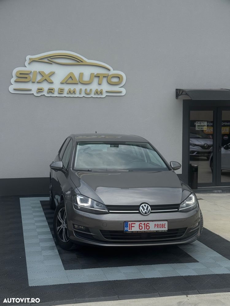 Volkswagen Golf 1.6 TDI DPF DSG BlueMotion Technology Comfortline - 9
