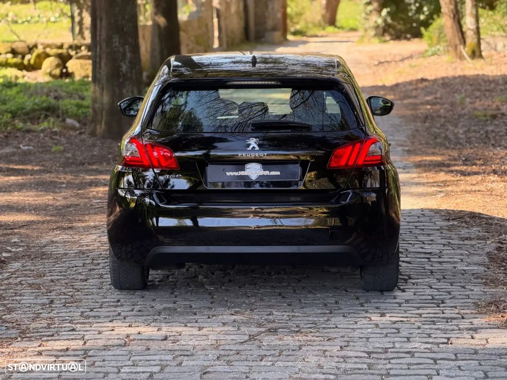 Peugeot 308 - 40