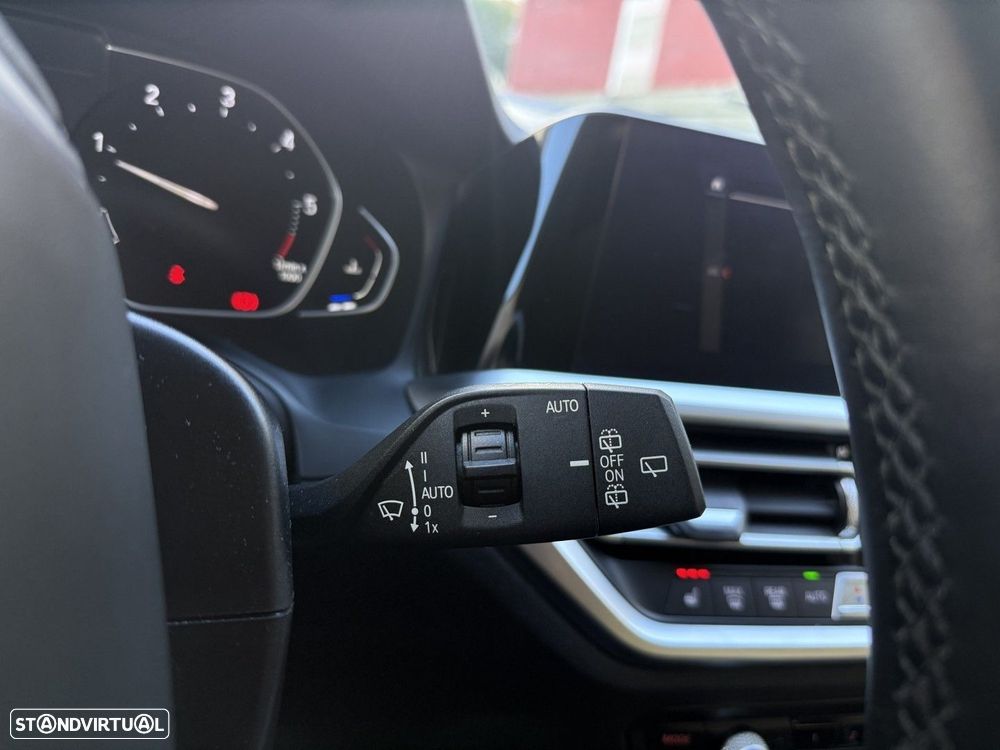 BMW 318 d Advantage - 31