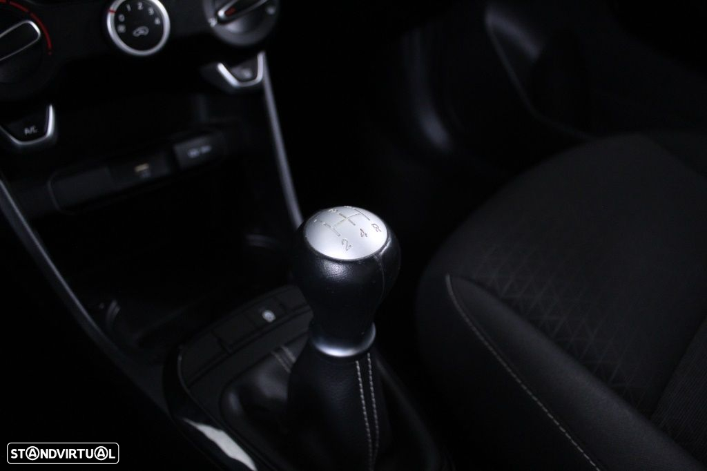 Kia Picanto 1.0 CVVT Urban - 29