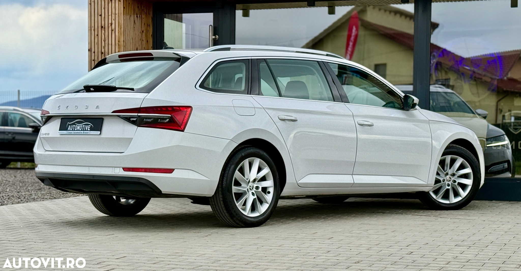 Skoda Superb 2.0 TDI DSG Style - 15