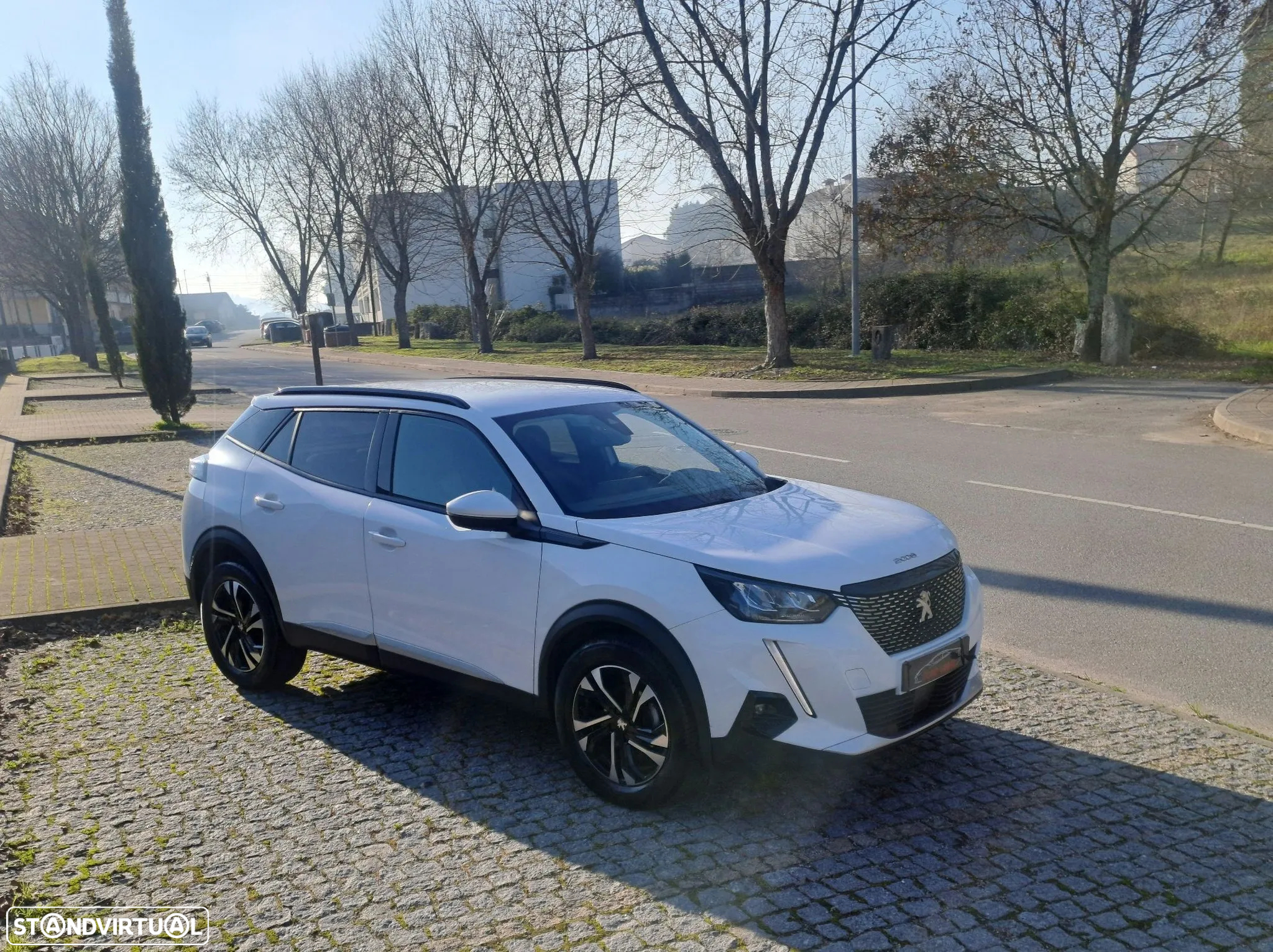Peugeot 2008 1.5 BlueHDi Allure Pack - 8