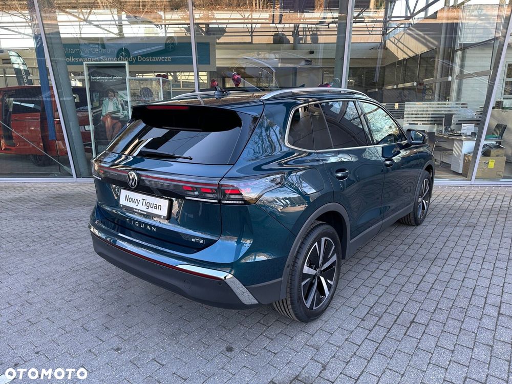 Volkswagen Tiguan - 8