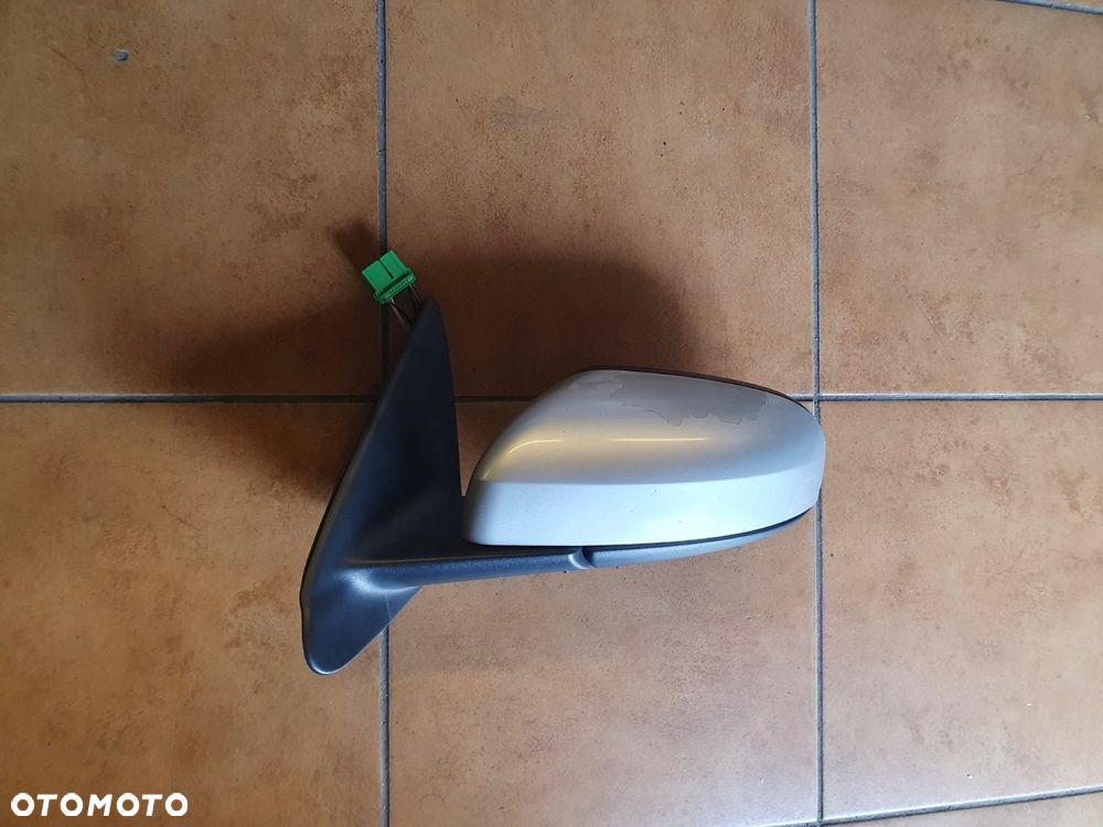LUSTERKO LEWE VOLVO V70 04-07 7 PIN
