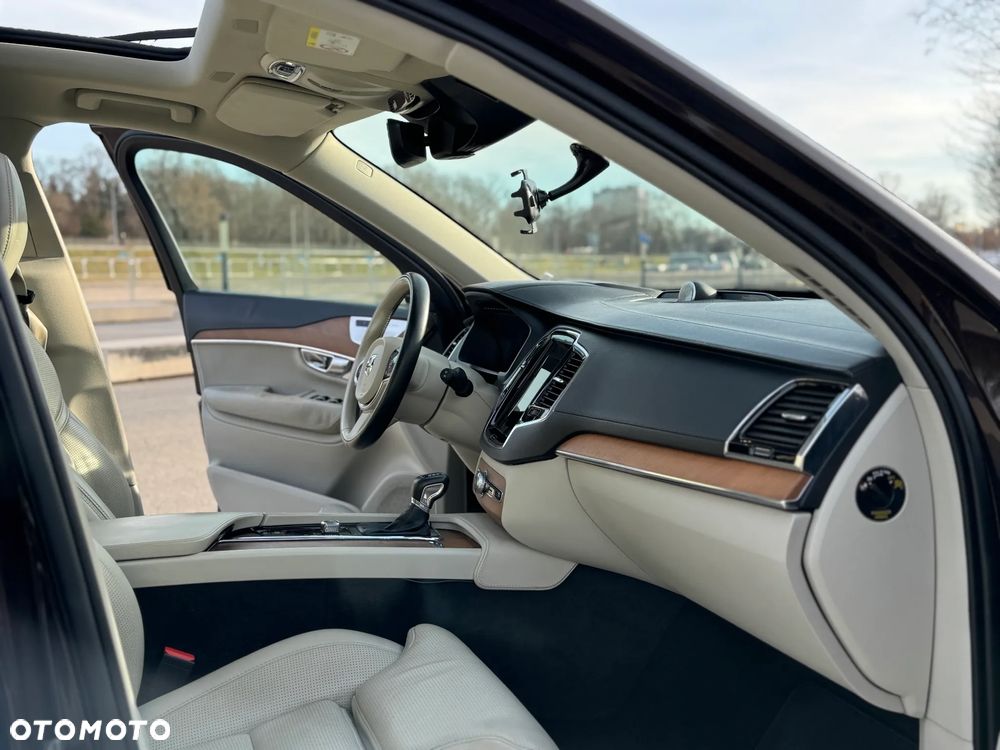Volvo XC 90 D5 AWD Inscription - 18