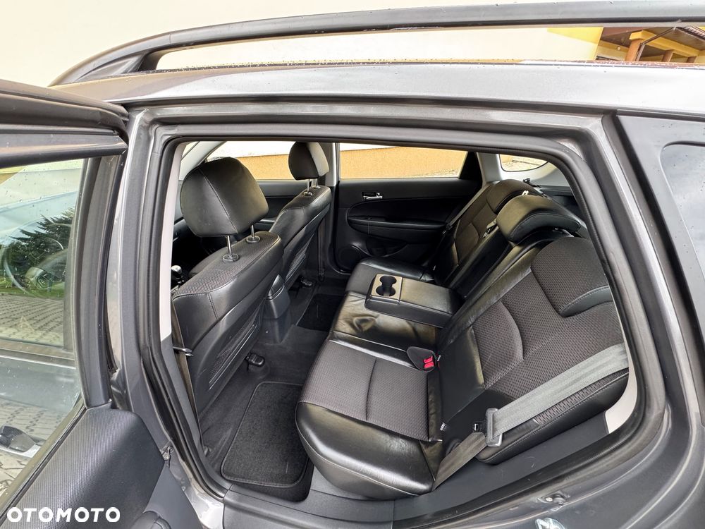 Hyundai i30 1.6 Premium - 7