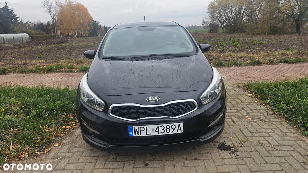 Kia Ceed 1.4 CVVT Dream Team Edition - 3