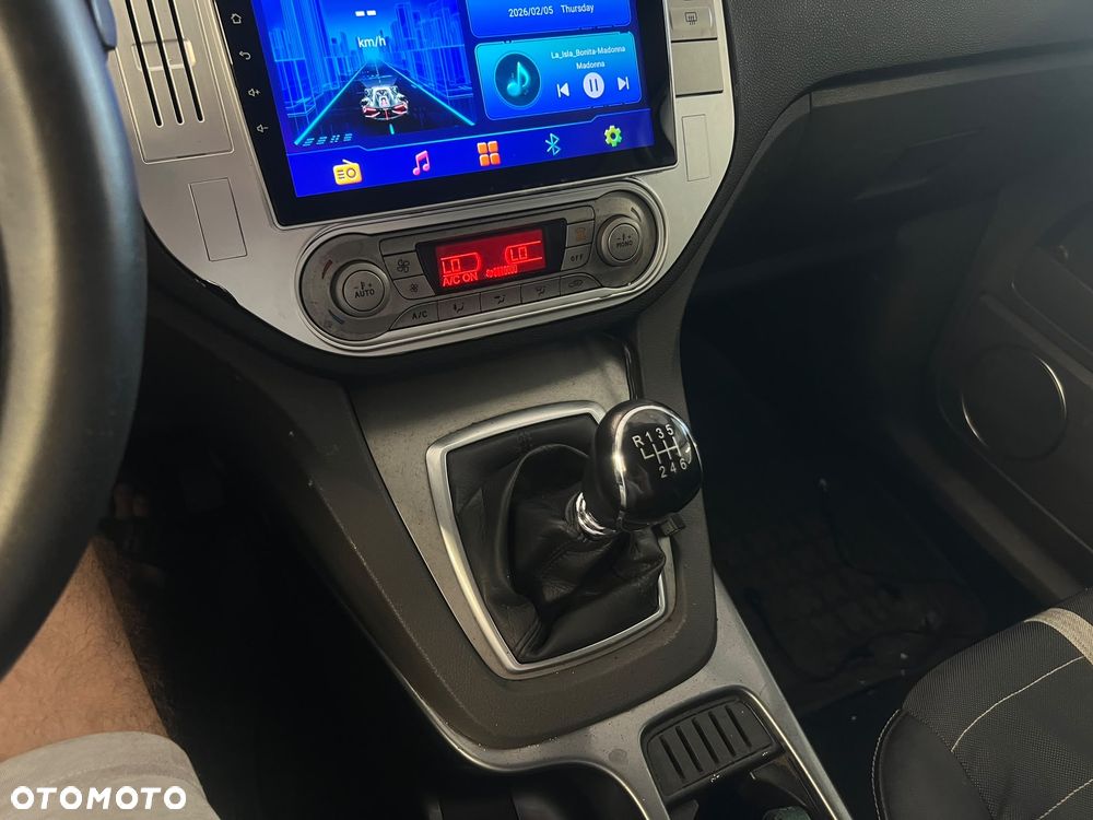 Ford Kuga 2.0 TDCi 4x4 Titanium - 16
