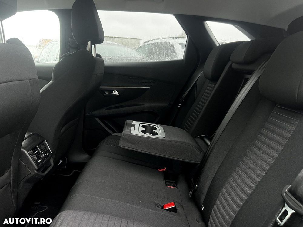 Peugeot 3008 - 31