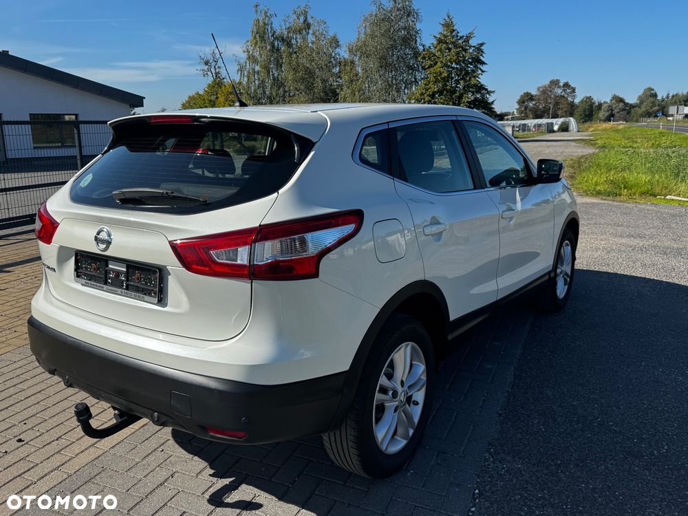 Nissan Qashqai 1.6 DIG-T Visia - 4