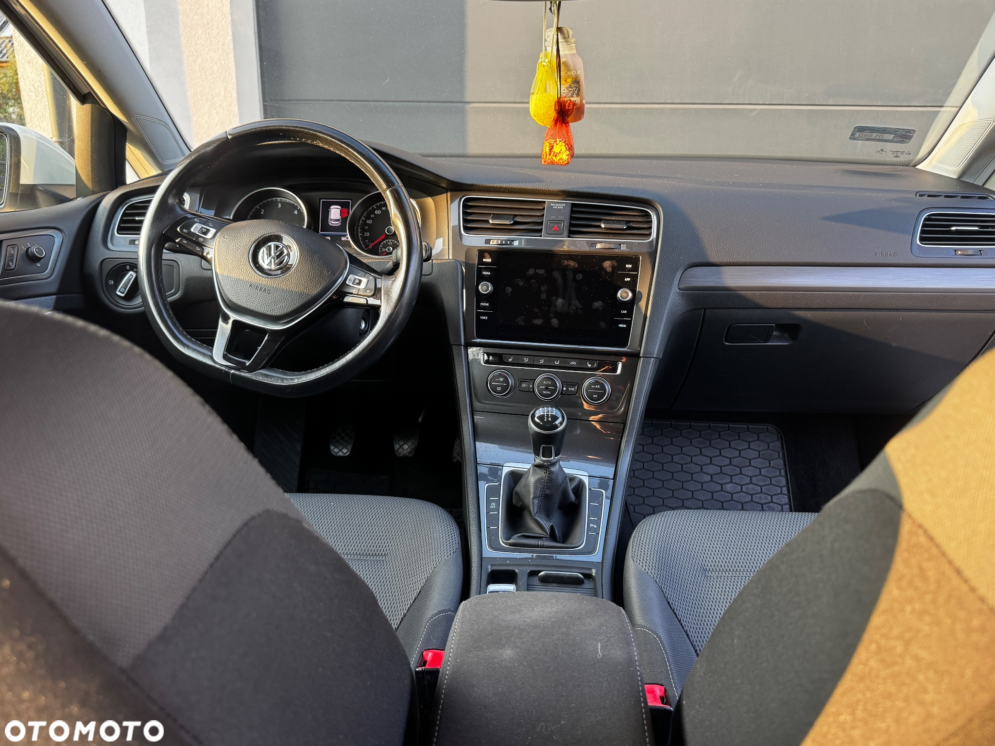 Volkswagen Golf VII 1.6 TDI BMT Comfortline - 15