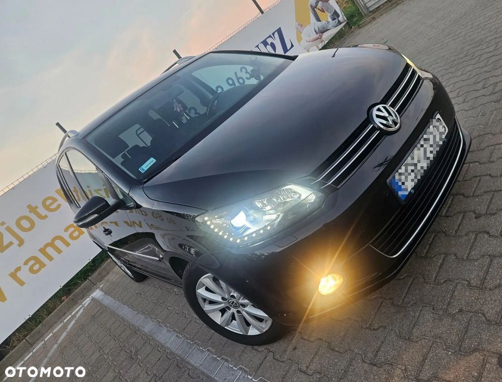 Volkswagen Touran 2.0 TDI DPF Highline - 5