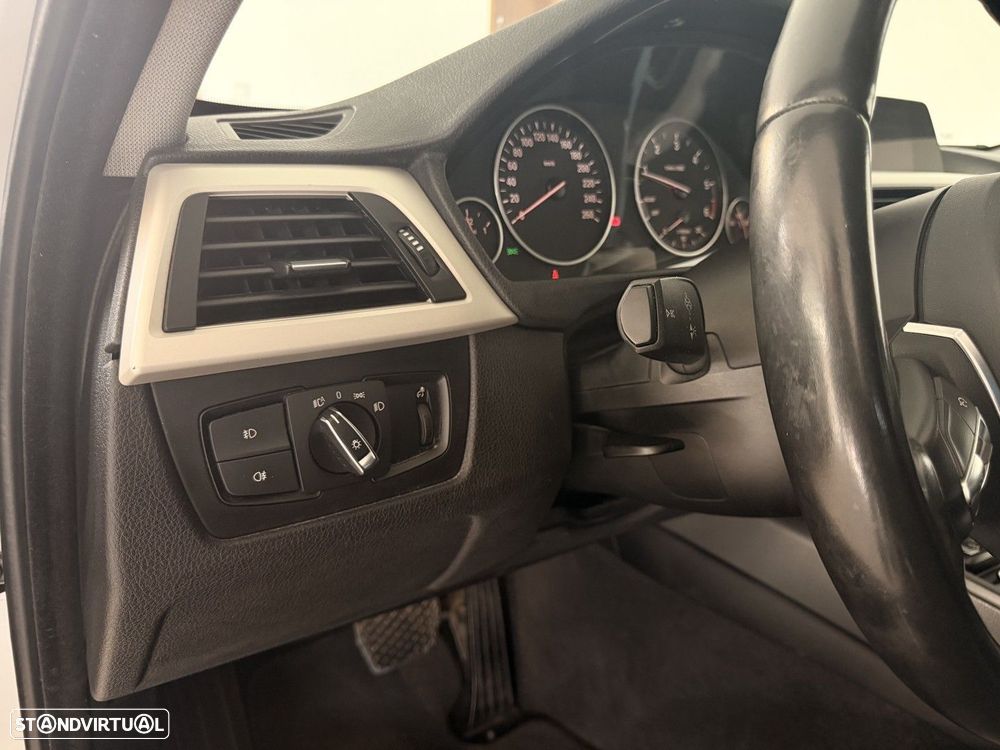 BMW 320 d Aut. - 10