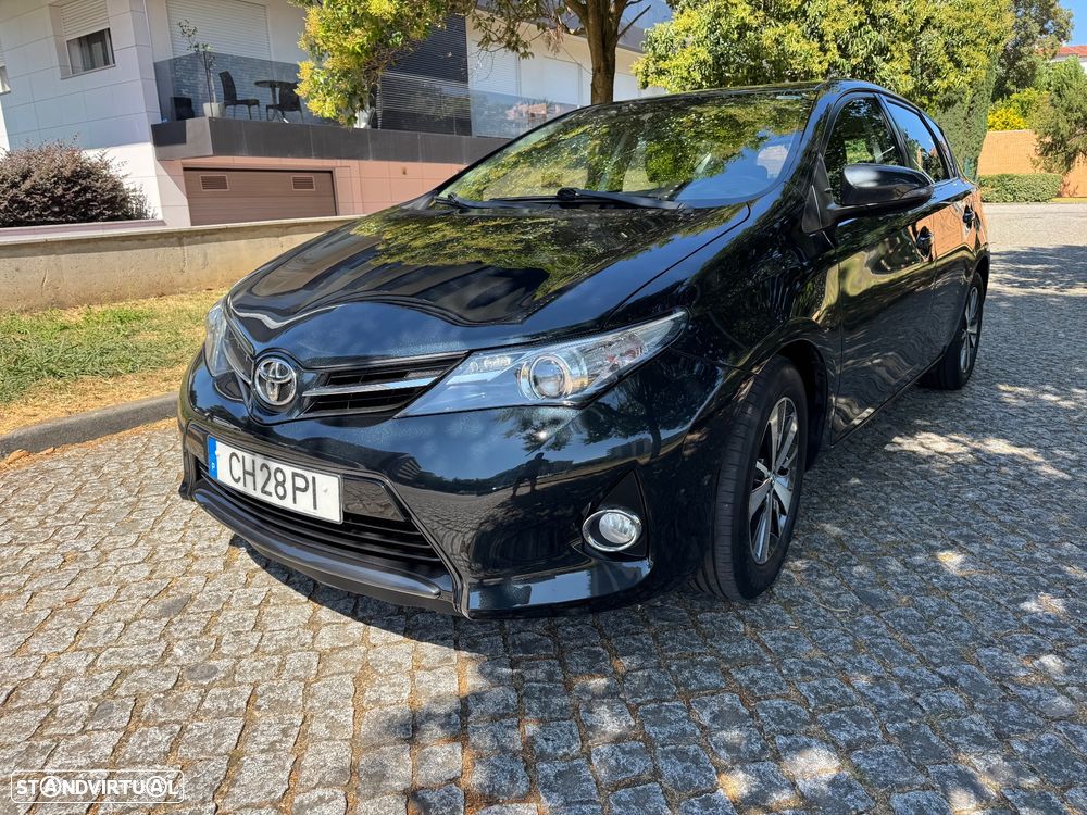 Toyota Auris 1.4 D-4D Comfort+VSC - 1
