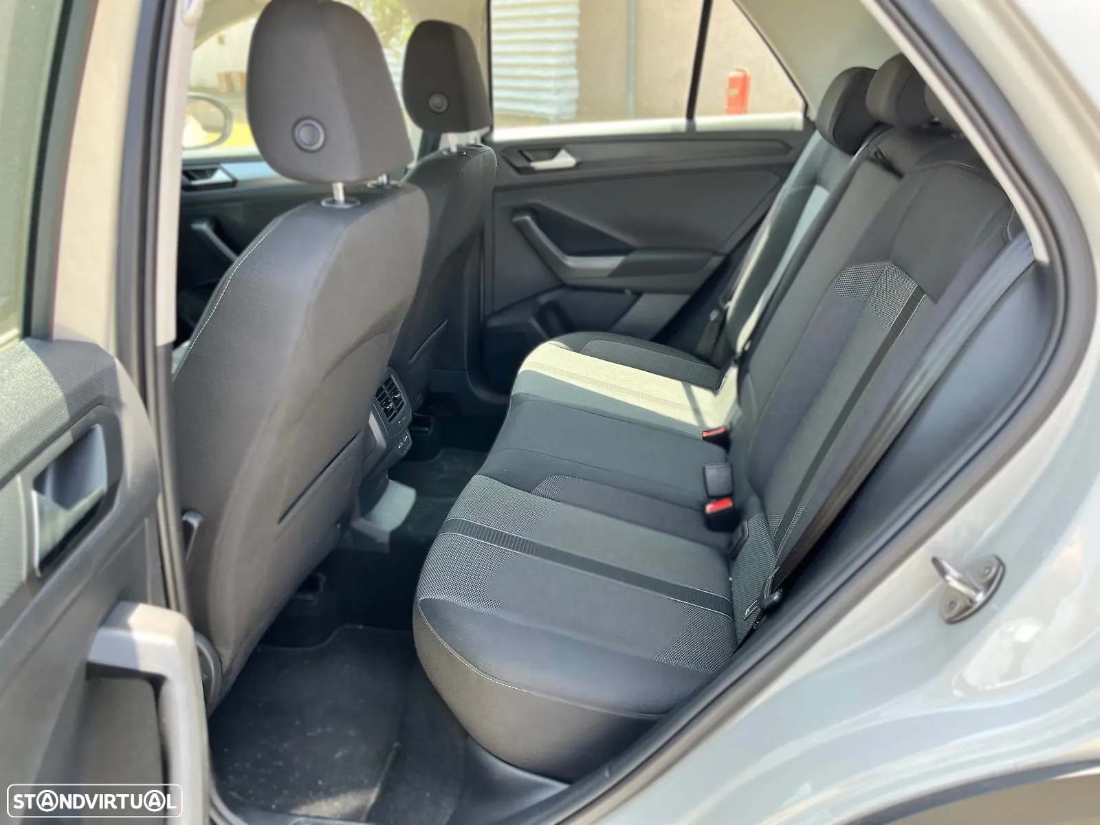 VW T-Roc 2.0 TDI Life - 9