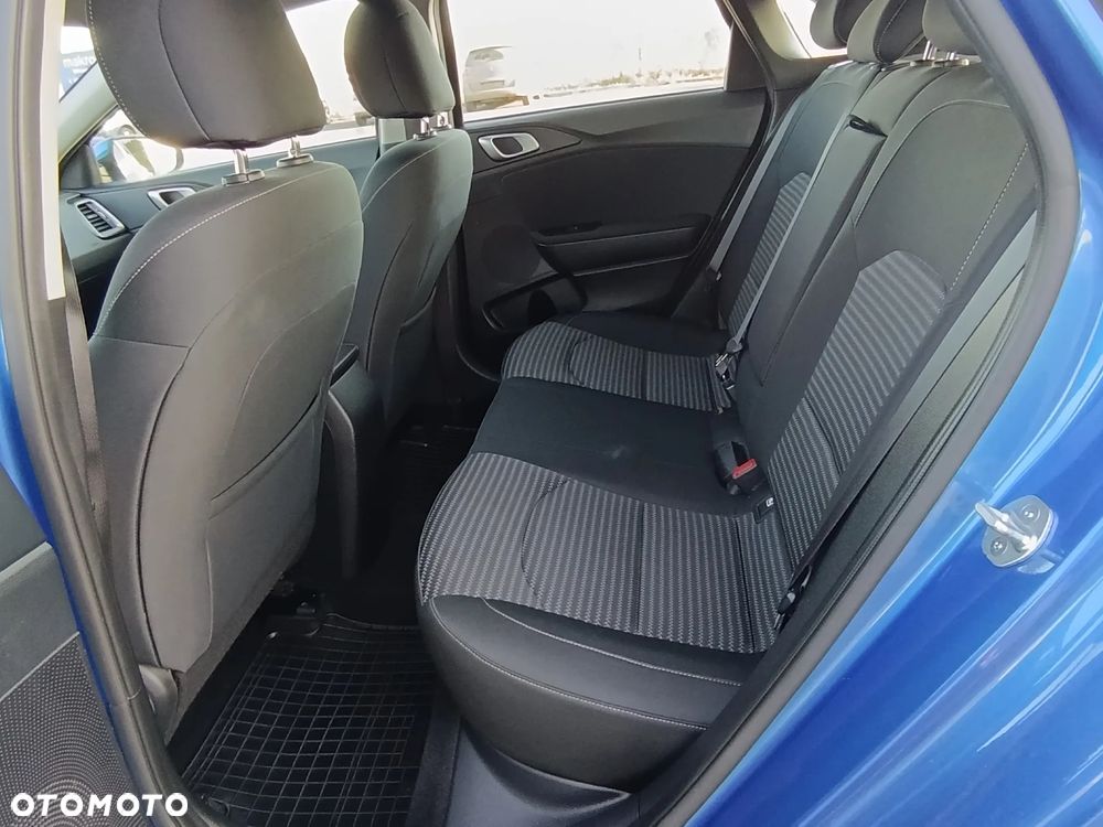 Kia Ceed 1.5 T-GDI M - 18