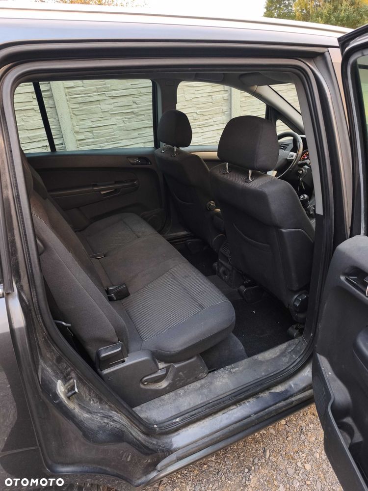 Opel Zafira - 7