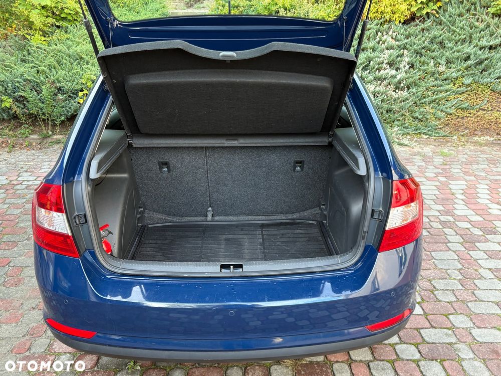 Skoda RAPID Spb 1.2 TSI Ambition Max - 14