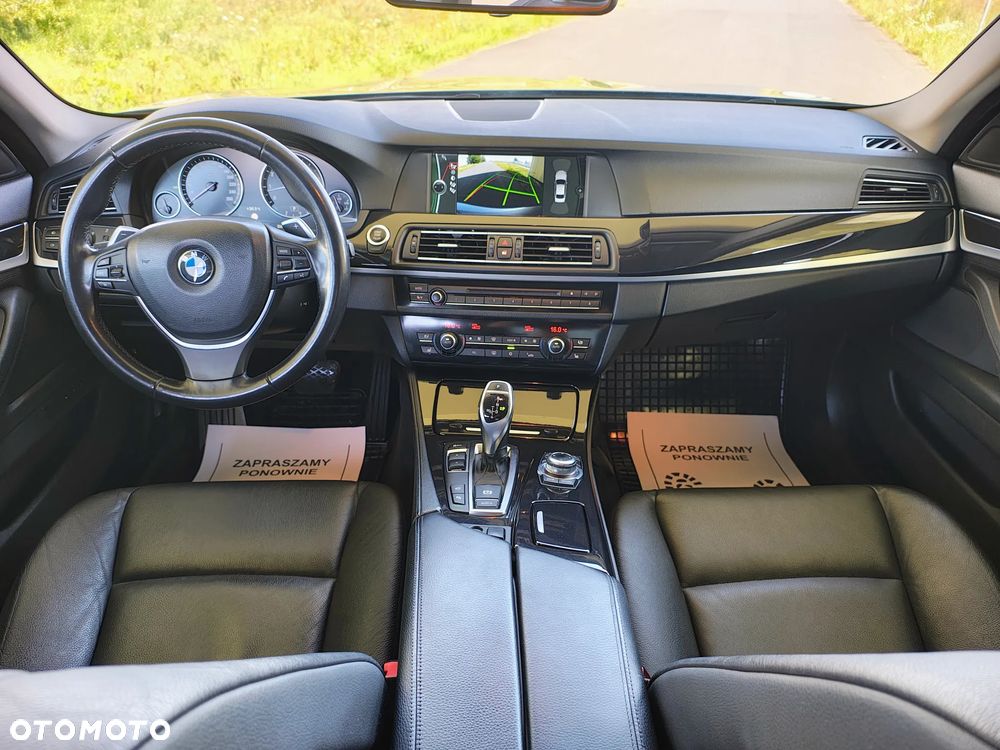BMW Seria 5 550i Sport-Aut - 18