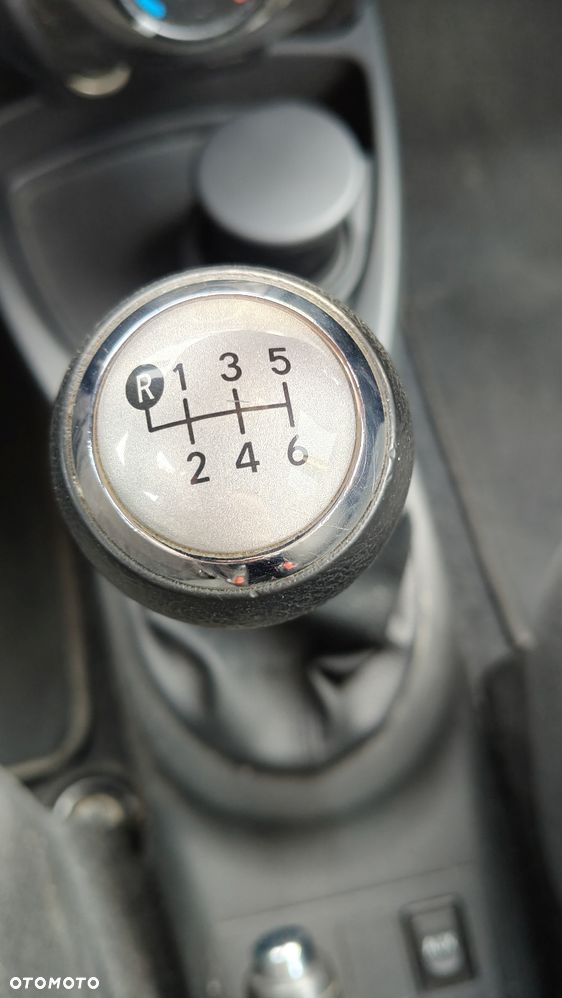 Daihatsu Charade Standard - 36