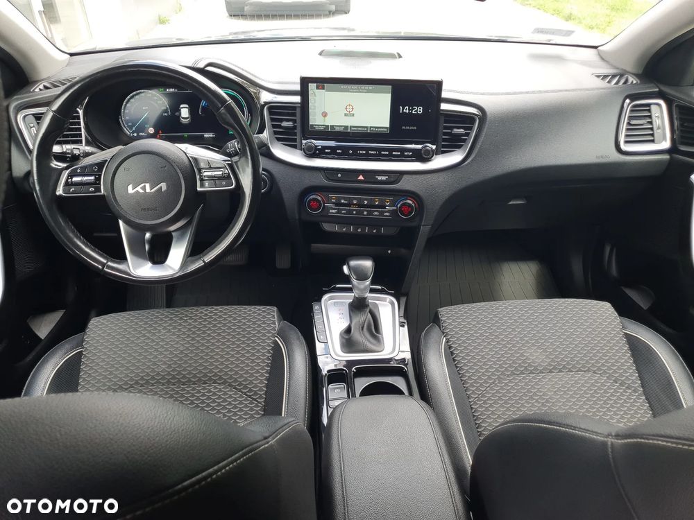 Kia XCeed 1.6 GDI PHEV L Business Line DCT - 14