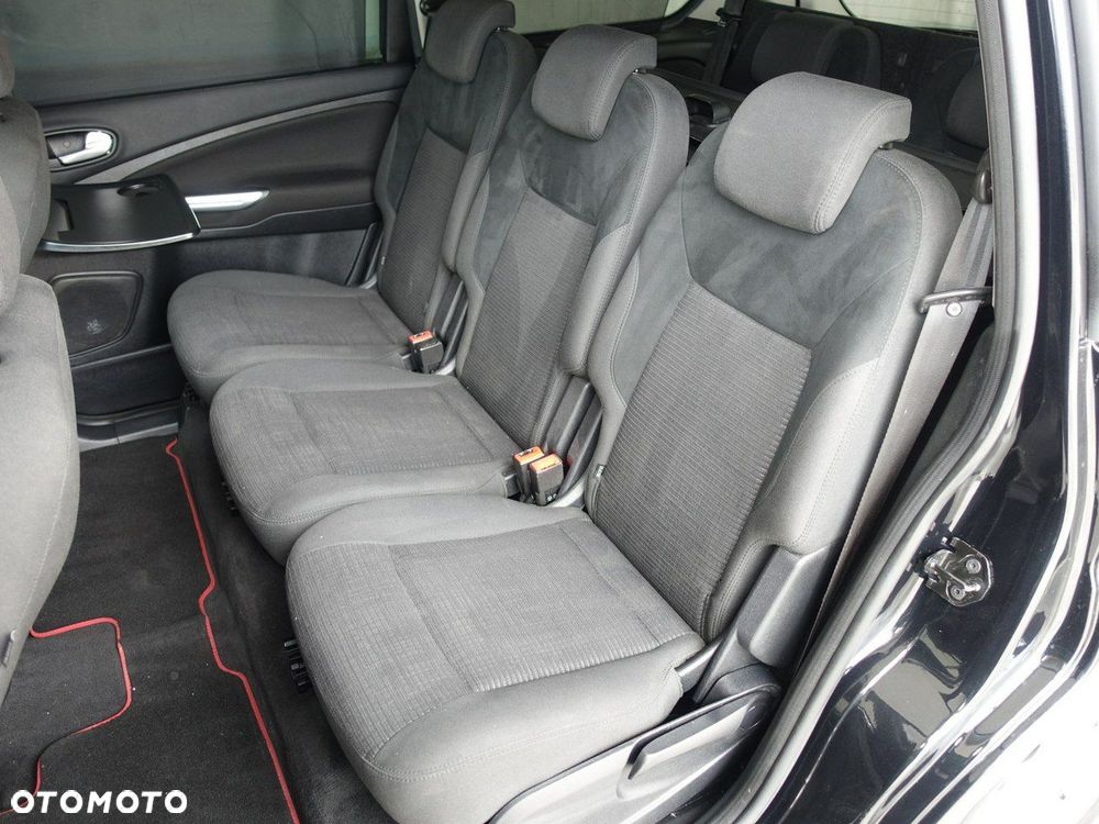 Ford Galaxy 2.0 Platinium X (Ghia) - 19