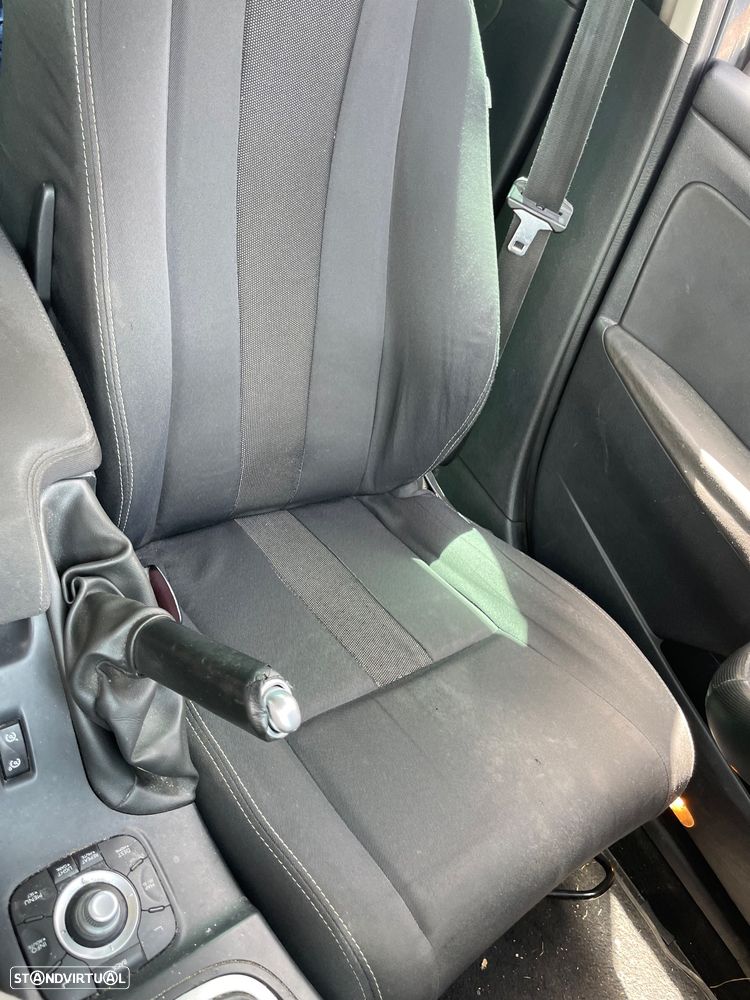 Renault Mégane Sport Tourer 1.5 dCi Dynamique - 8