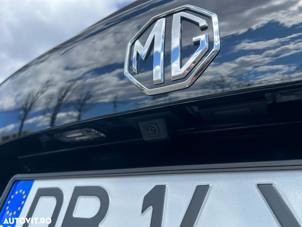 MG ZS ICE 1.5 Standard - 14