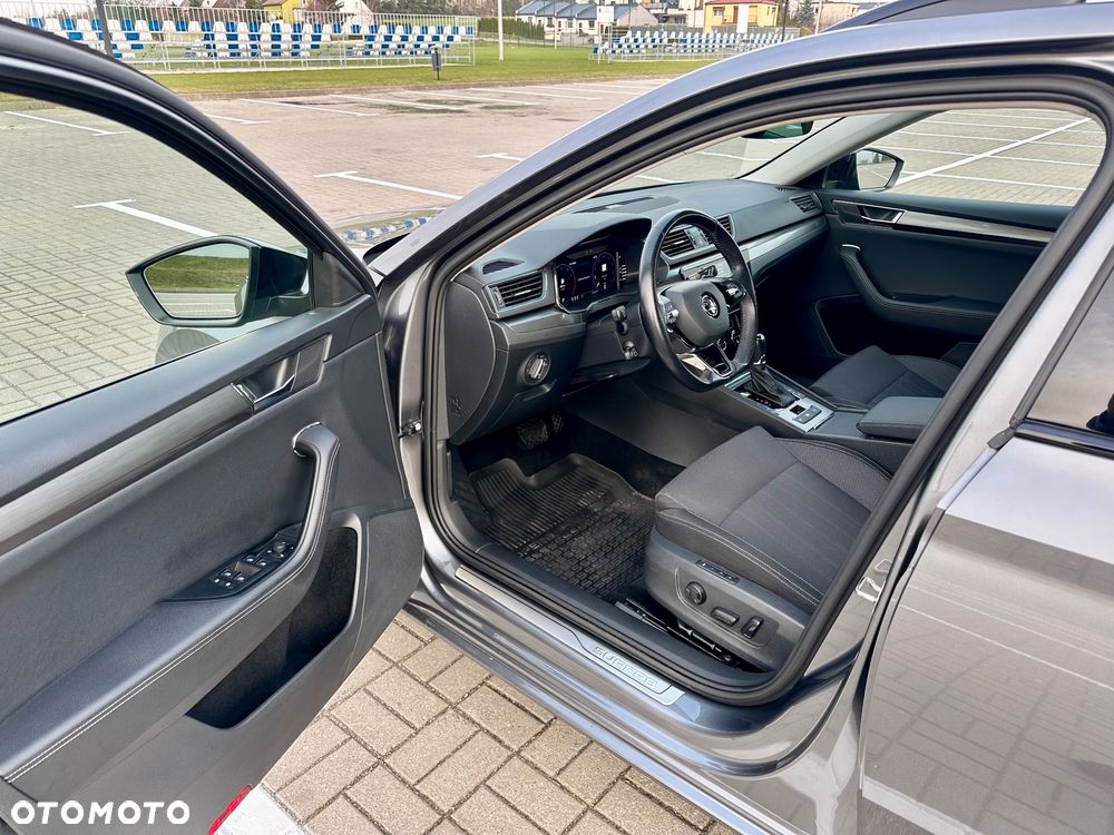 Skoda Superb 2.0 TSI 4x4 Style DSG - 9