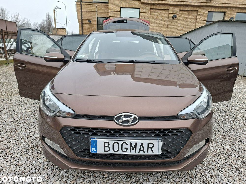 Hyundai i20 1.4 Classic + - 11
