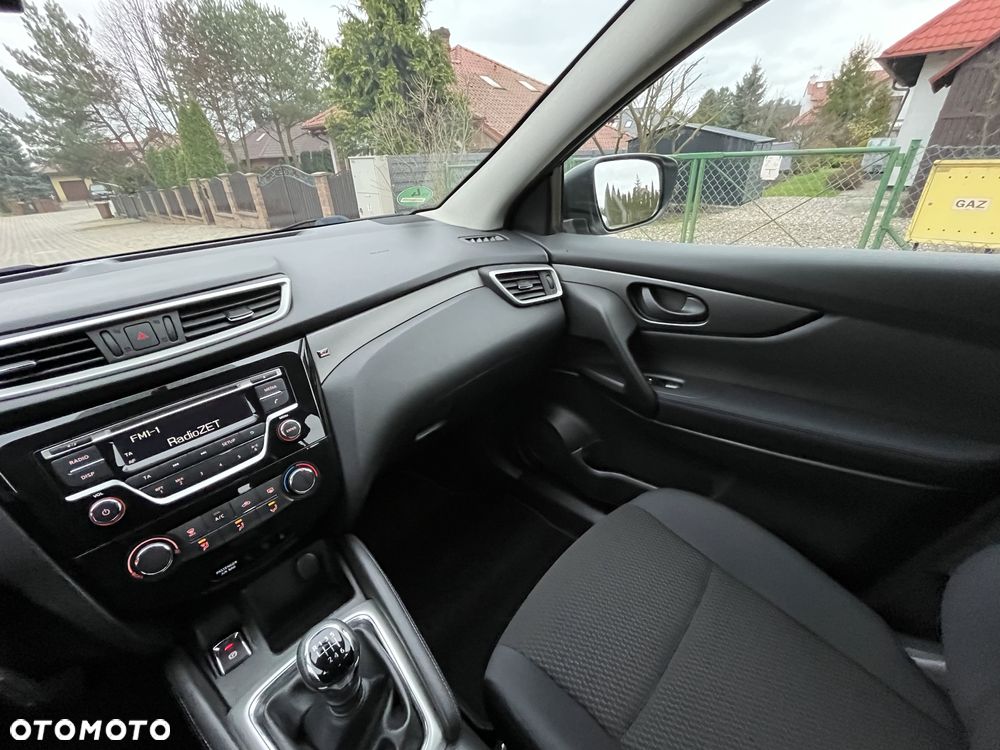 Nissan Qashqai 1.2 DIG-T Visia EU6 - 15