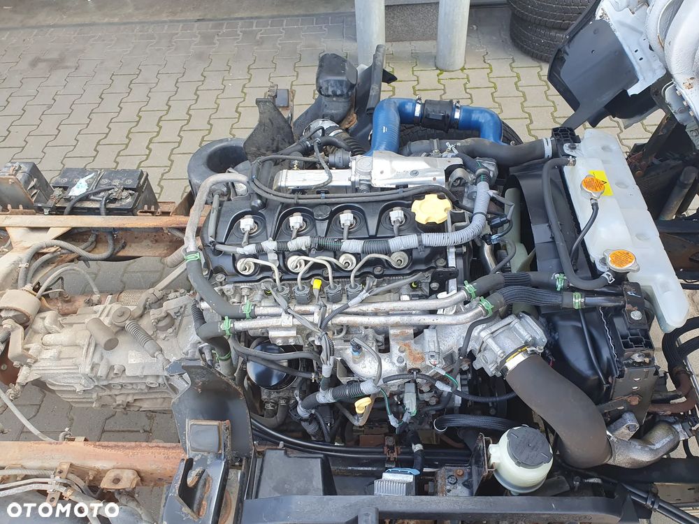 Silnik kompletny Nissan Cabstar Renault Maxity 2.5 Euro5 - 1
