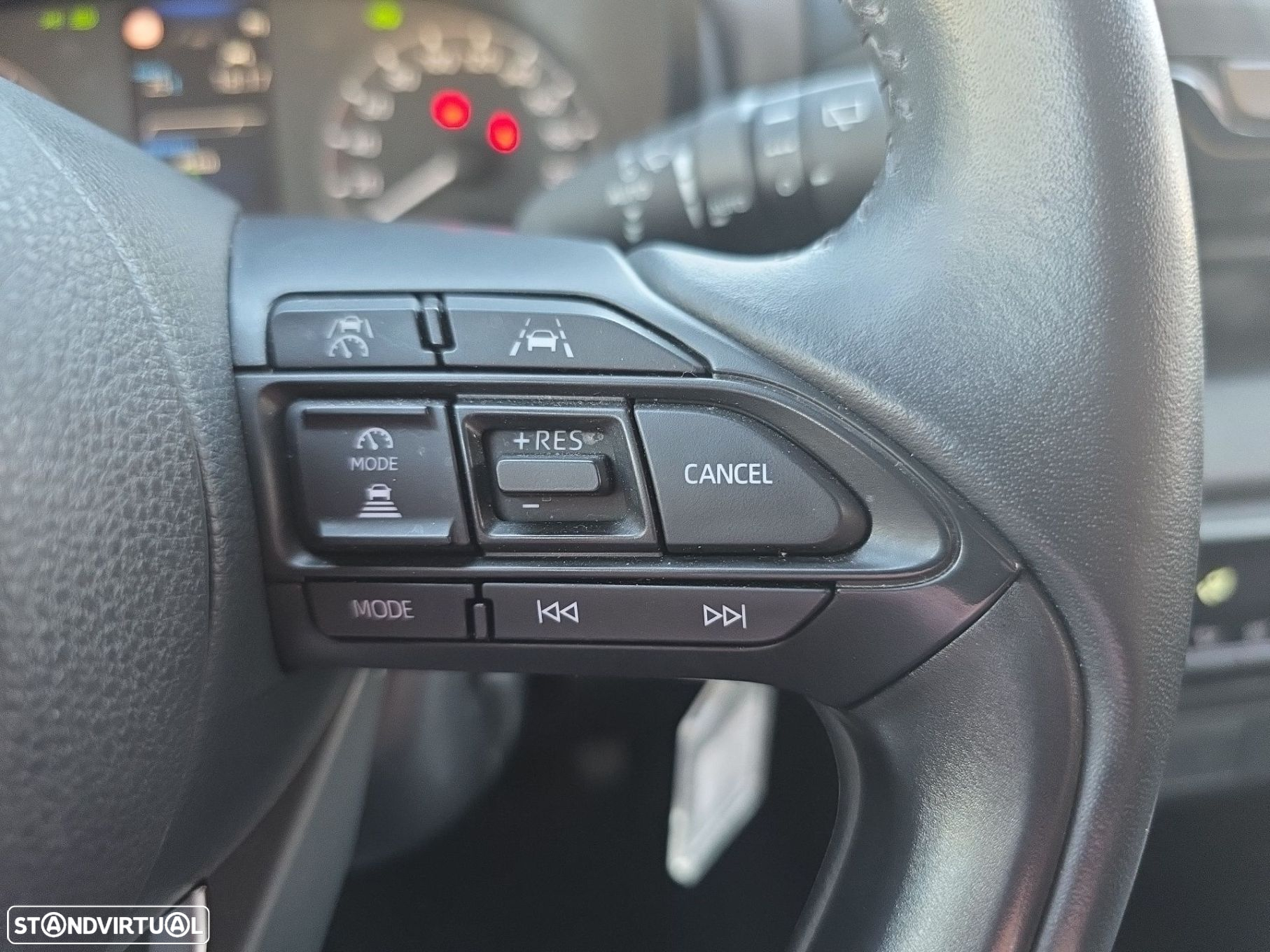 Toyota Yaris - 16