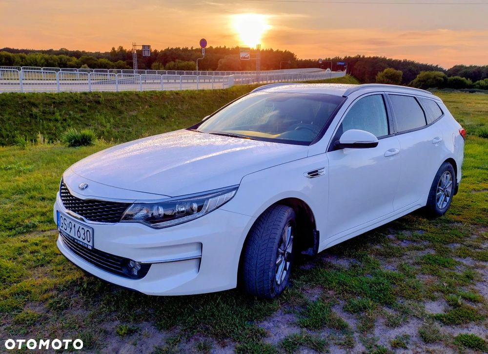 Kia Optima - 1