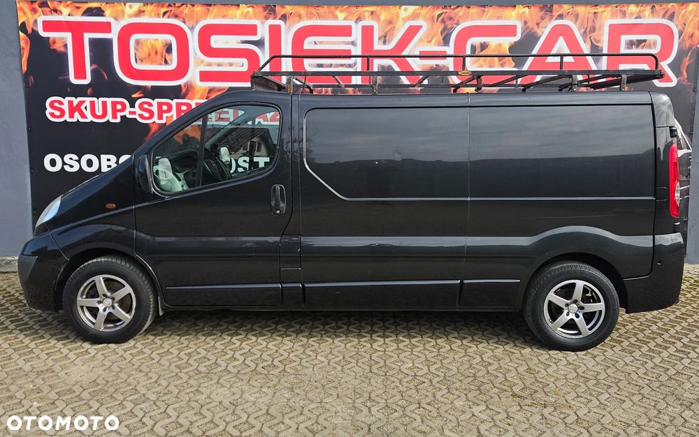 Opel Vivaro - 12