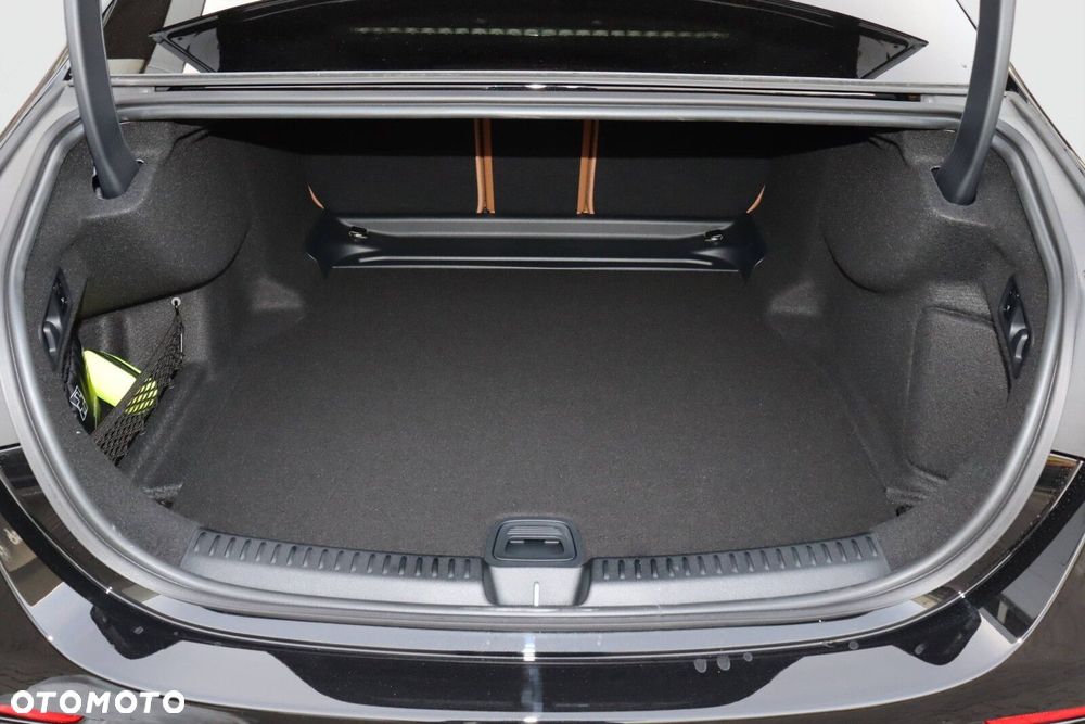 Mercedes-Benz Klasa E - 17