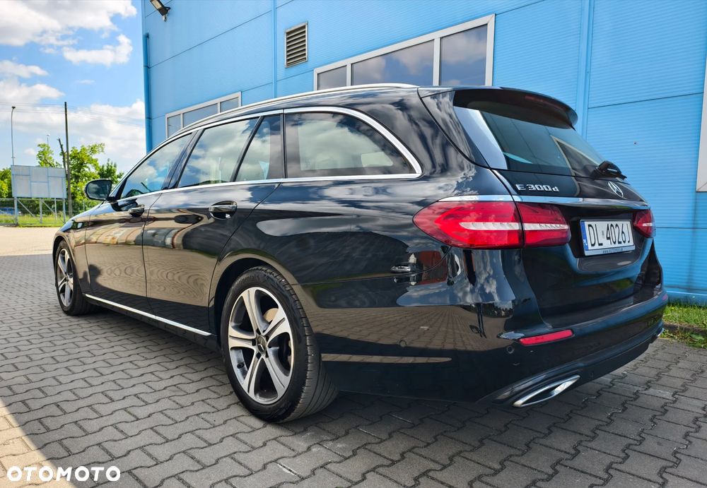 Mercedes-Benz Klasa E 300 d 9G-TRONIC Avantgarde - 4