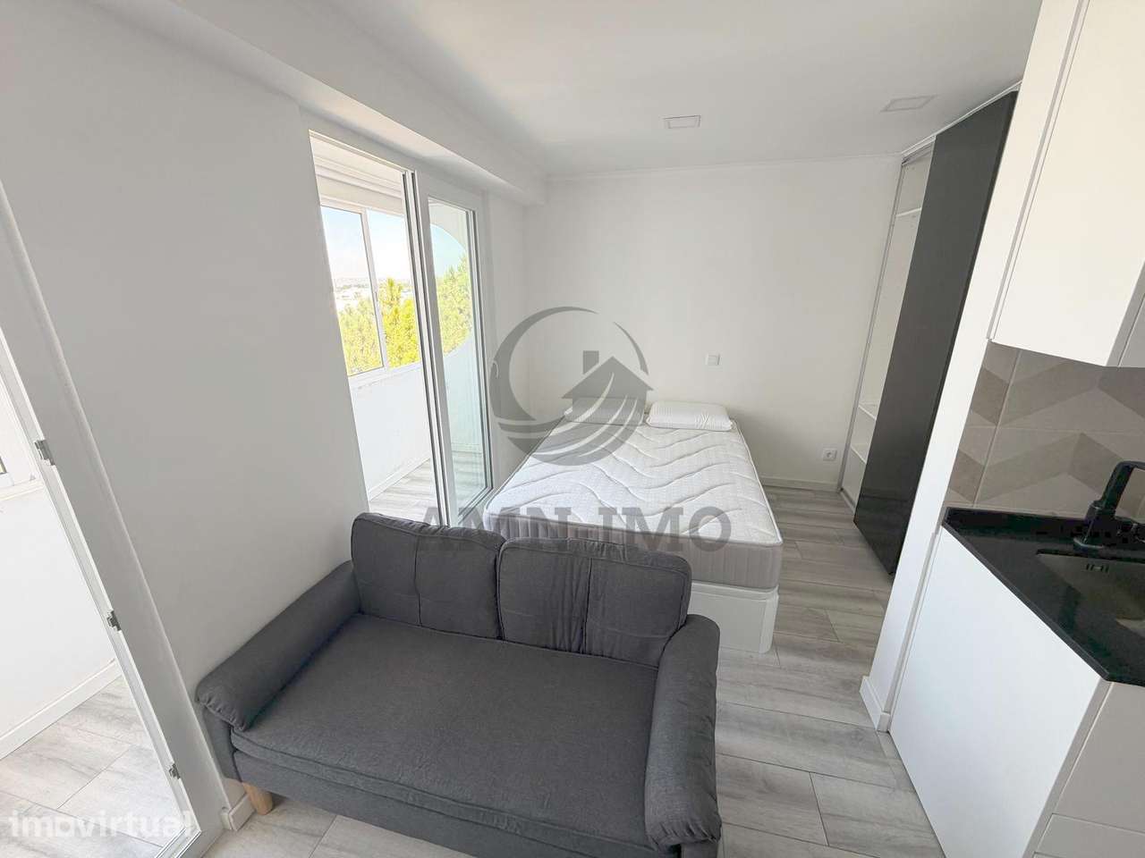 Apartamento T0 – Quarteira - Grande imagem: 2/9