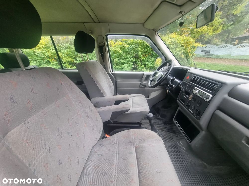 Volkswagen Transporter - 5