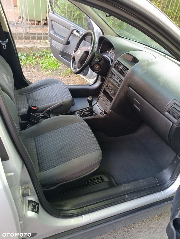 Opel Astra - 12