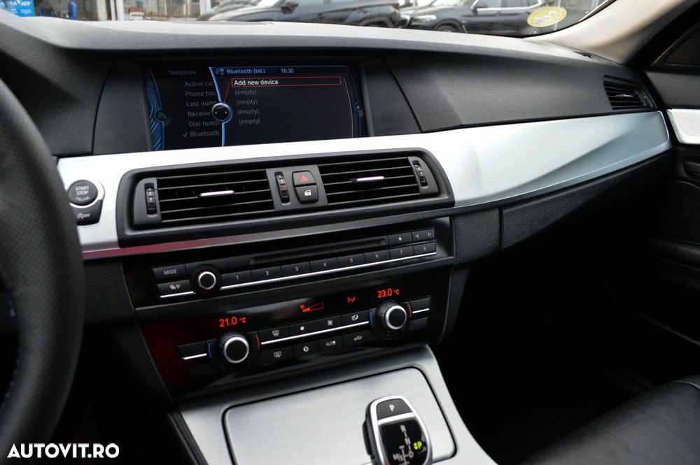 BMW Seria 5 520d Sport-Aut. - 27
