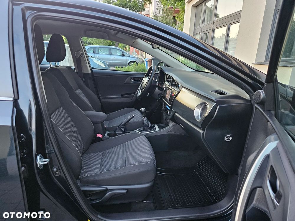 Toyota Auris 1.33 Dual-VVT-i START Edition - 11