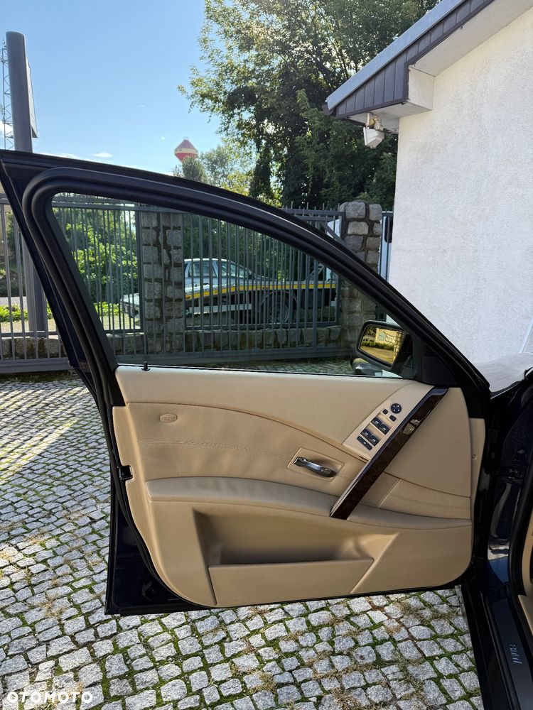 BMW Seria 5 - 11